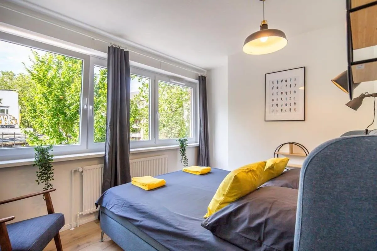 Image 1 of 3 Bedroom apartment in great location