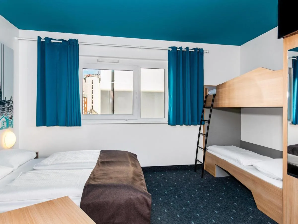Image 2 of B&B Hotel Hamburg City-Ost