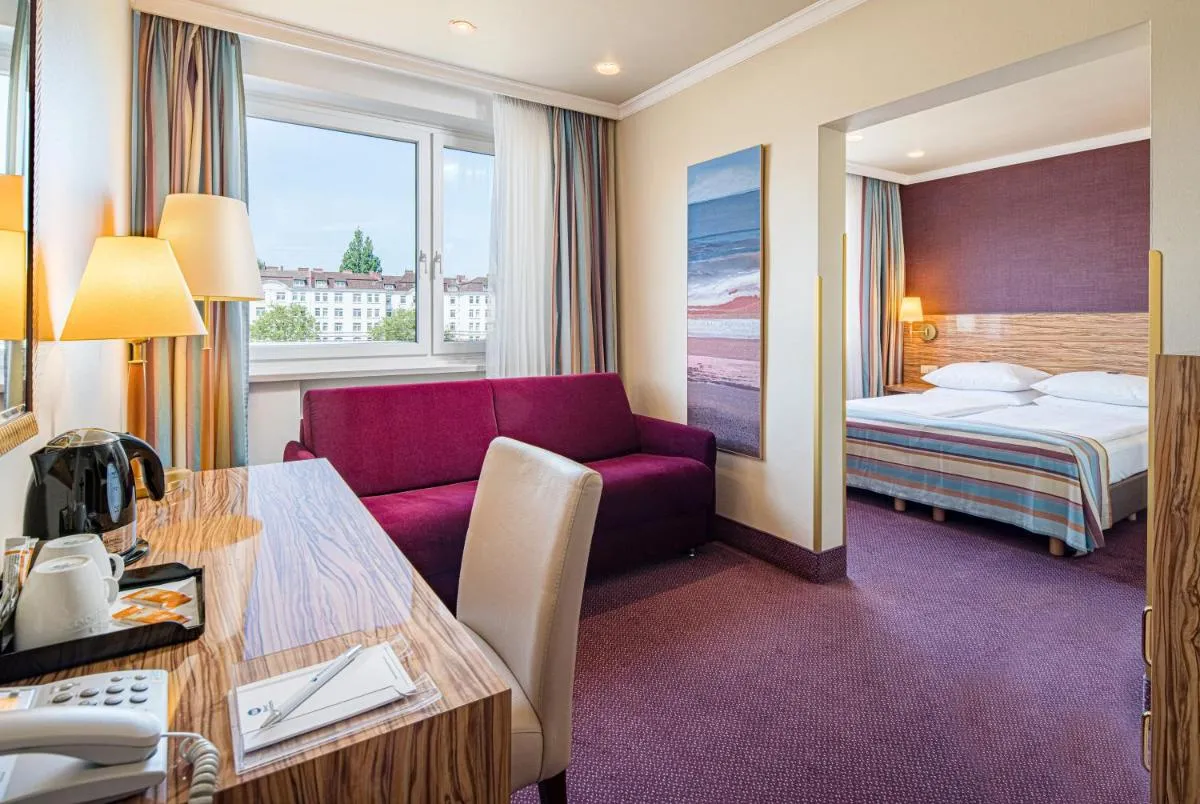 Image 1 of Best Western Raphael Hotel Altona