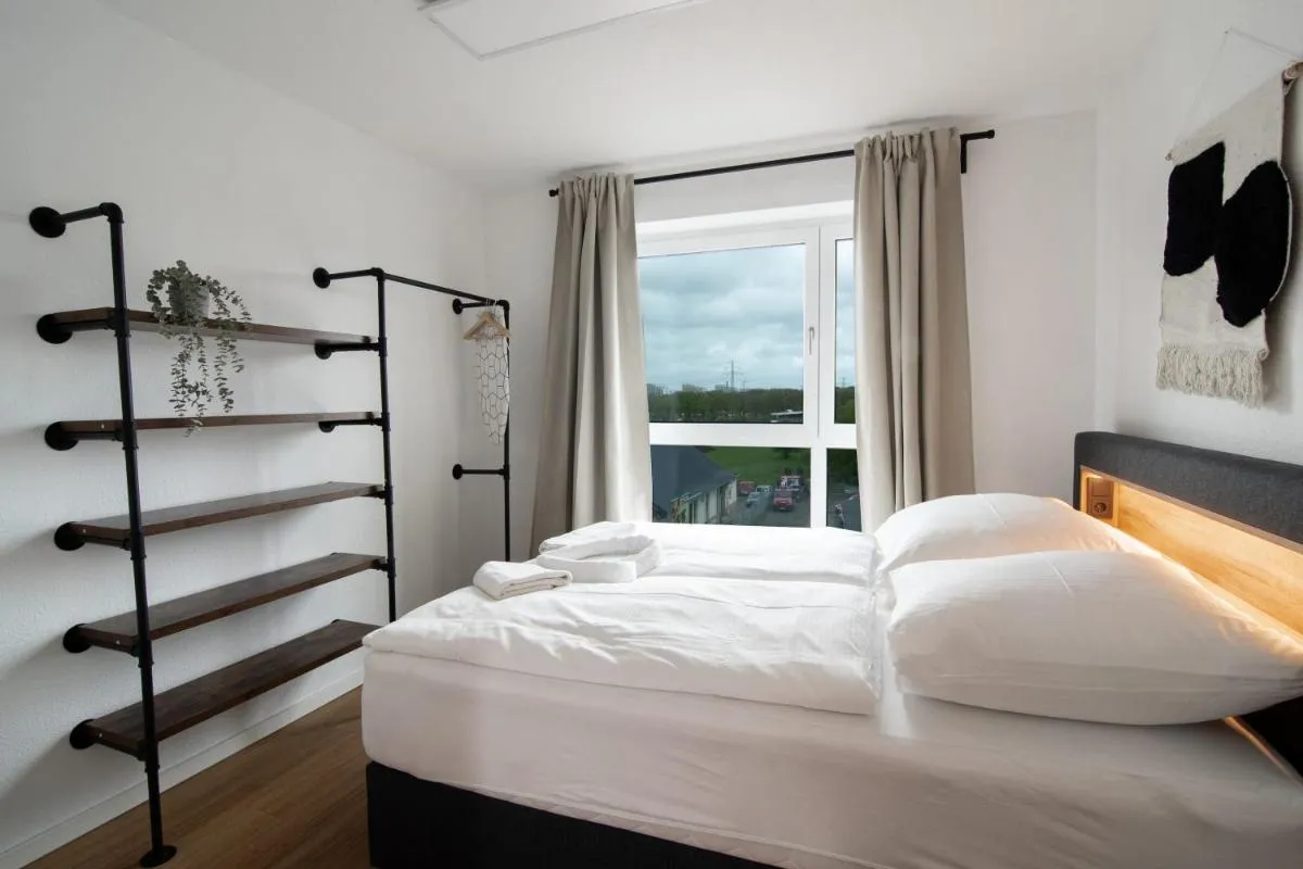 Image 1 of Central Apartment 4 Bedrooms for up to 12 Guests