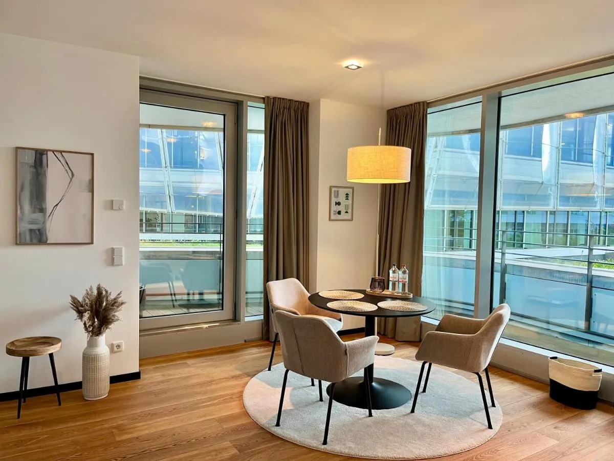 Image 2 of Come2Stay Hafencity – Marco Polo Tower