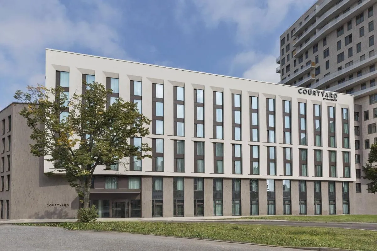 Image 5 of Courtyard by Marriott Hamburg City