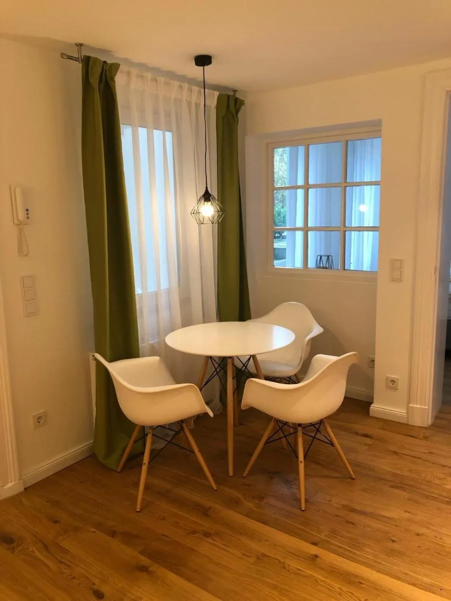 Image 2 of Eine kleine gemütliche Wohnung