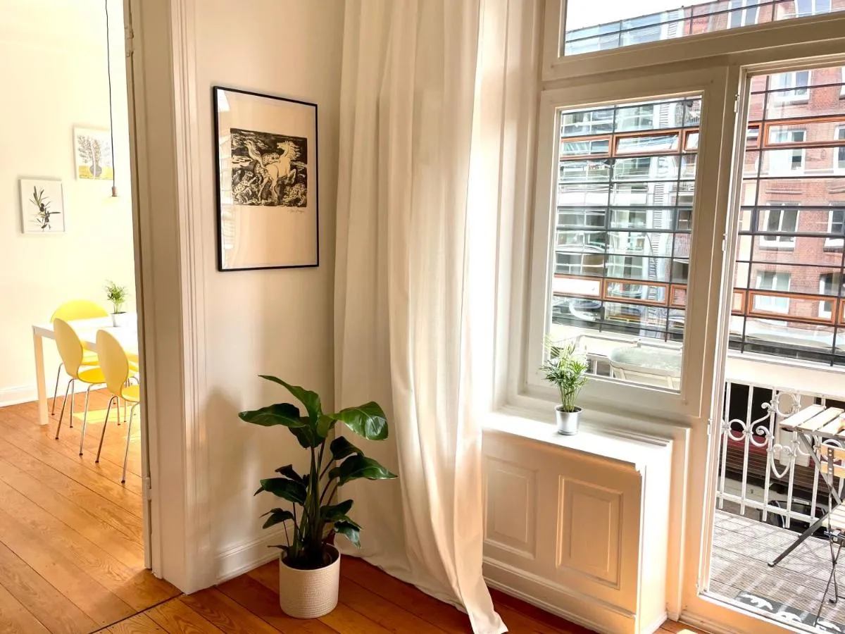 Image 4 of Elbperle! Zentrales Apartment an der Elbe