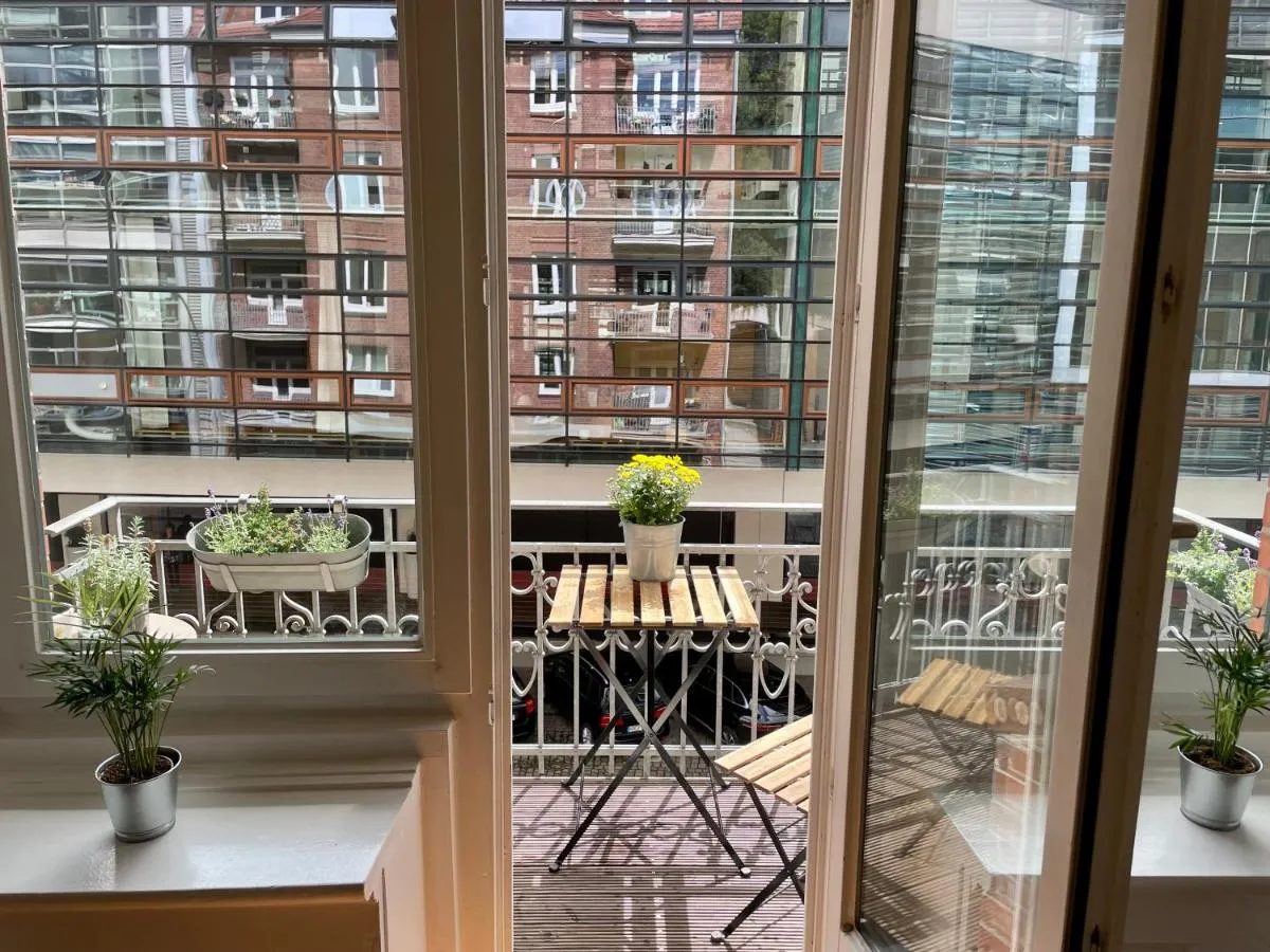 Image 6 of Elbperle! Zentrales Apartment an der Elbe
