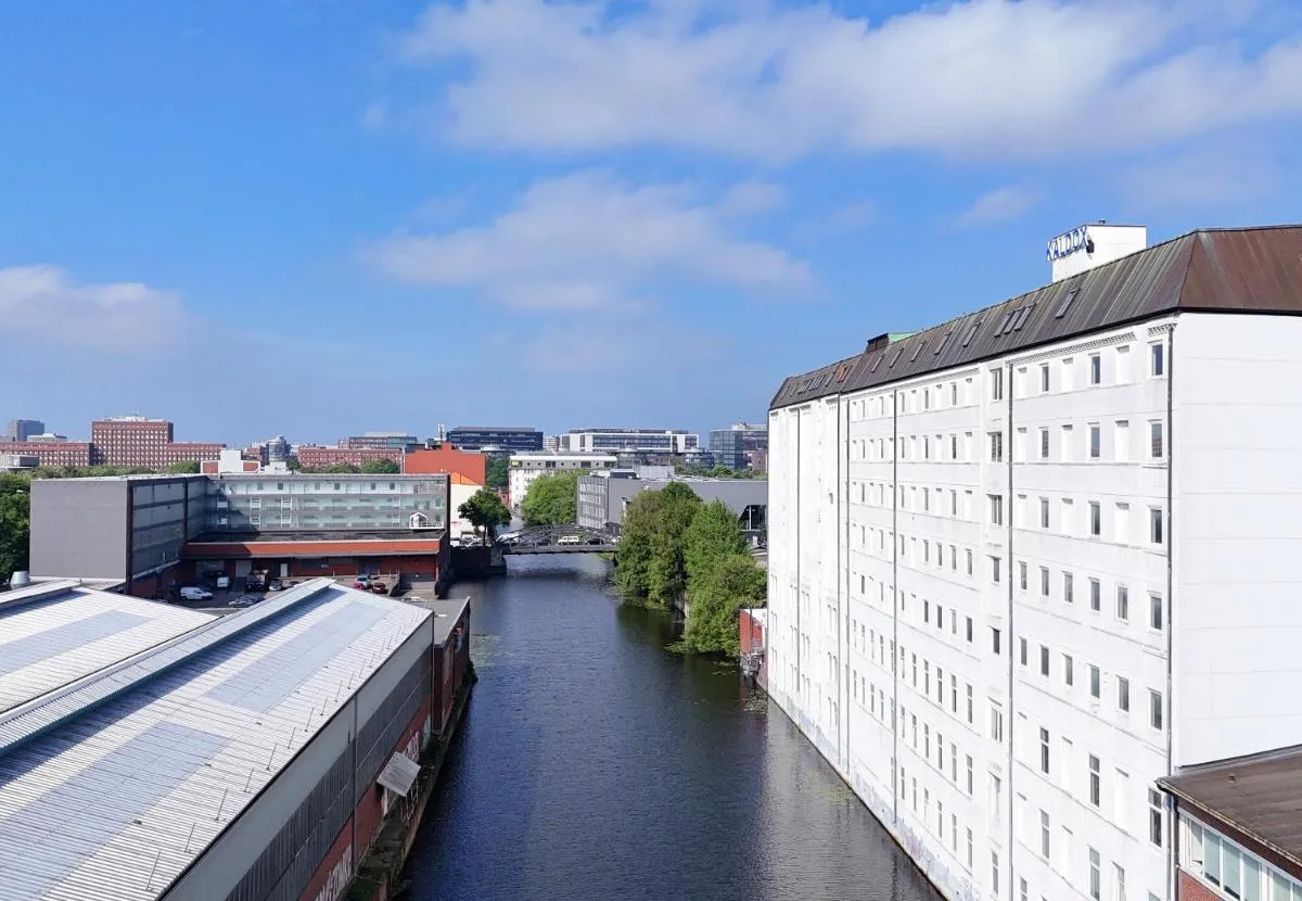 Image 5 of Exklusives Hafen-Appartement mit Whirlpool, kleiner Wasserterasse, City-Nah & eigenem Parkplatz