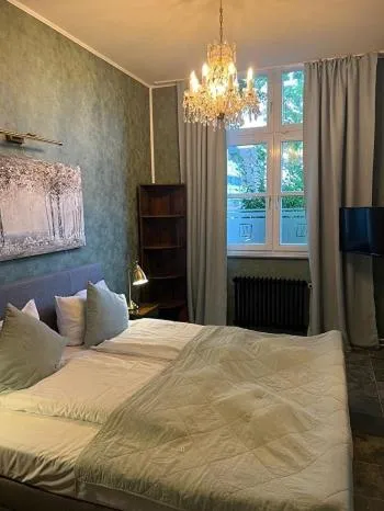 Image 4 of Ferienwohnung Alte Schule 22 am Saseler Markt 2 Schlafzimmer & Bäder hochwertig