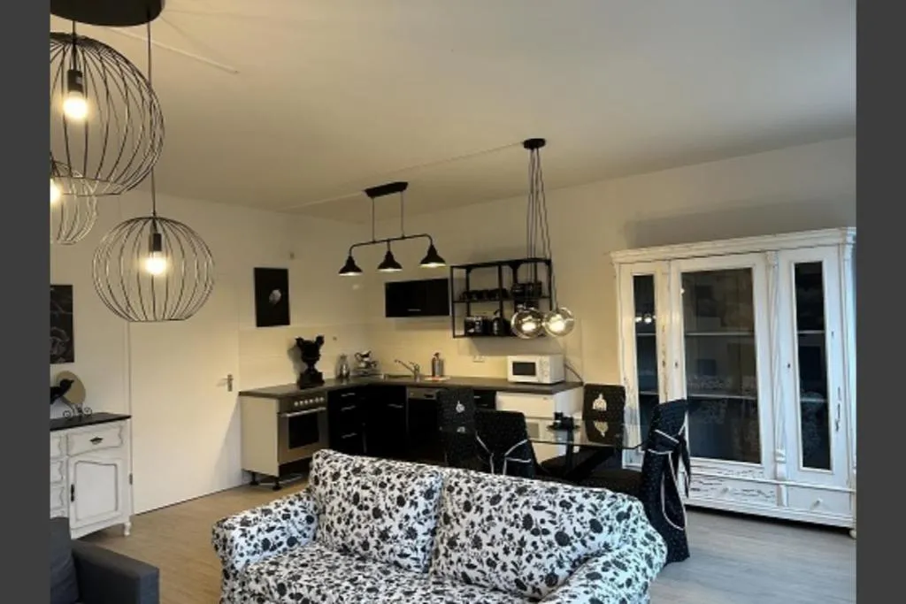 Image 2 of Ferienwohnung Rose 42 Citynah, gehobene Ausstattung