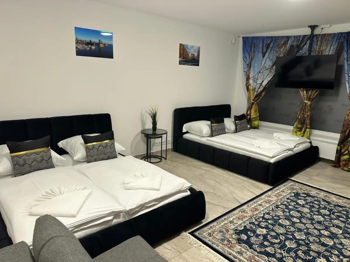 Image 1 of Ferienwohnung in Center of Hamburg-Barmbek-Airport-1
