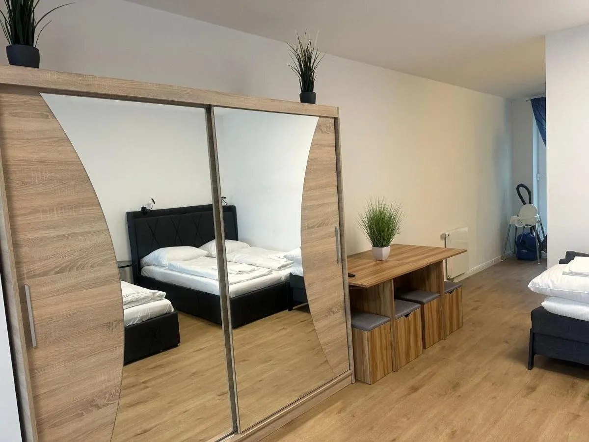 Image 5 of Ferienwohnung in Center of Hamburg-Barmbek-Airport-2