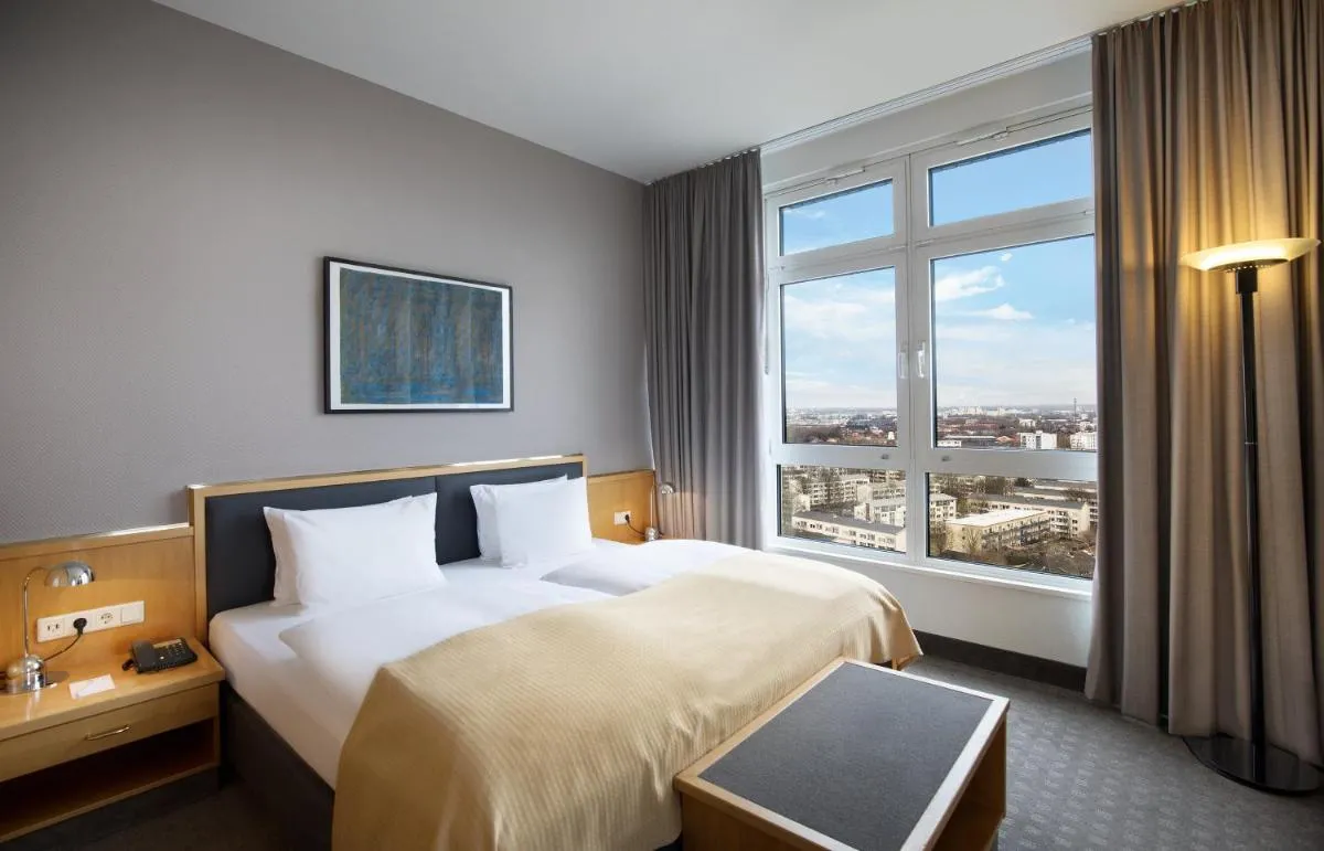Image 1 of HI Hotel International Hamburg