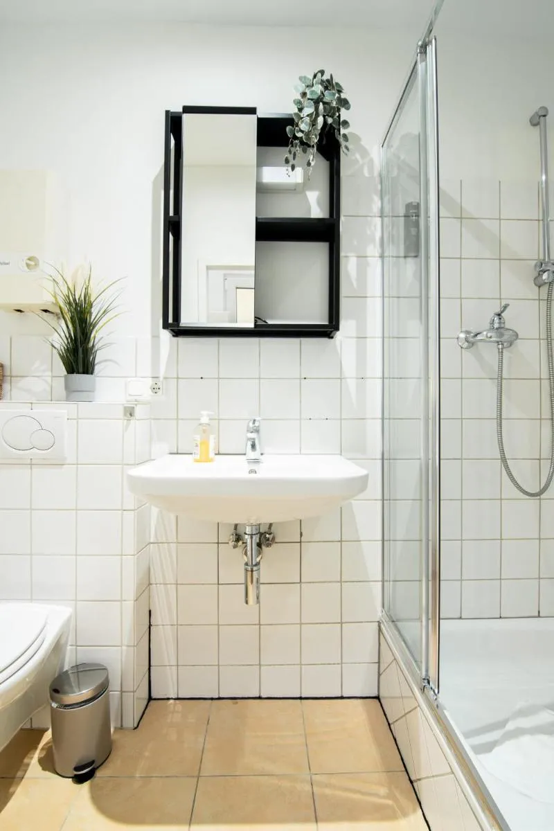 Image 3 of Hamburg – 2 Bedrooms for up to 11 guests
