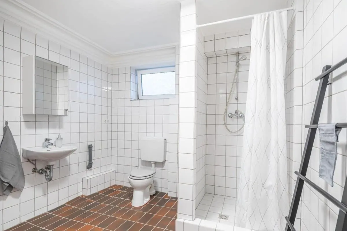 Image 6 of Hamburg City Apartment