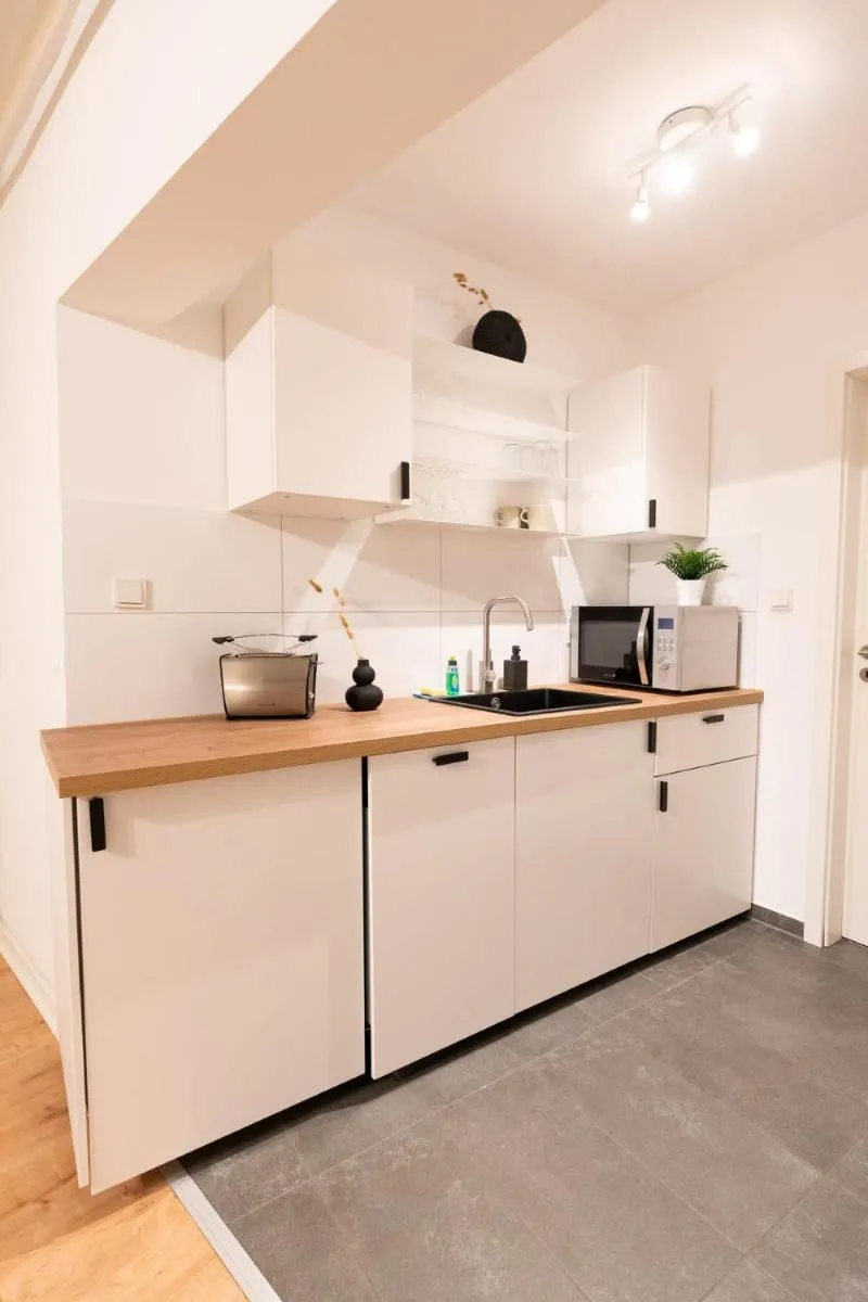 Image 4 of Hamburg City Apartment for 5