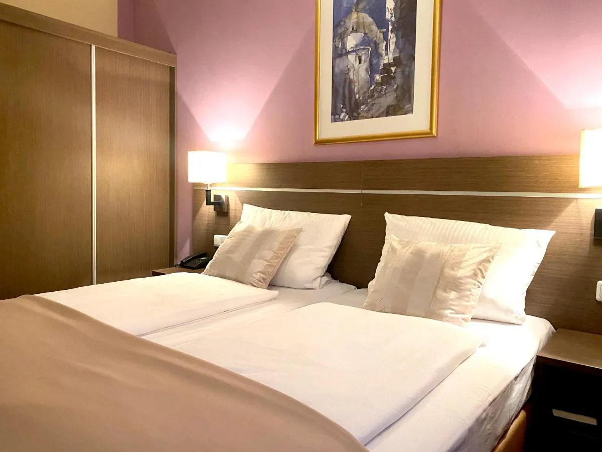 Image 2 of Hotel Hansehof