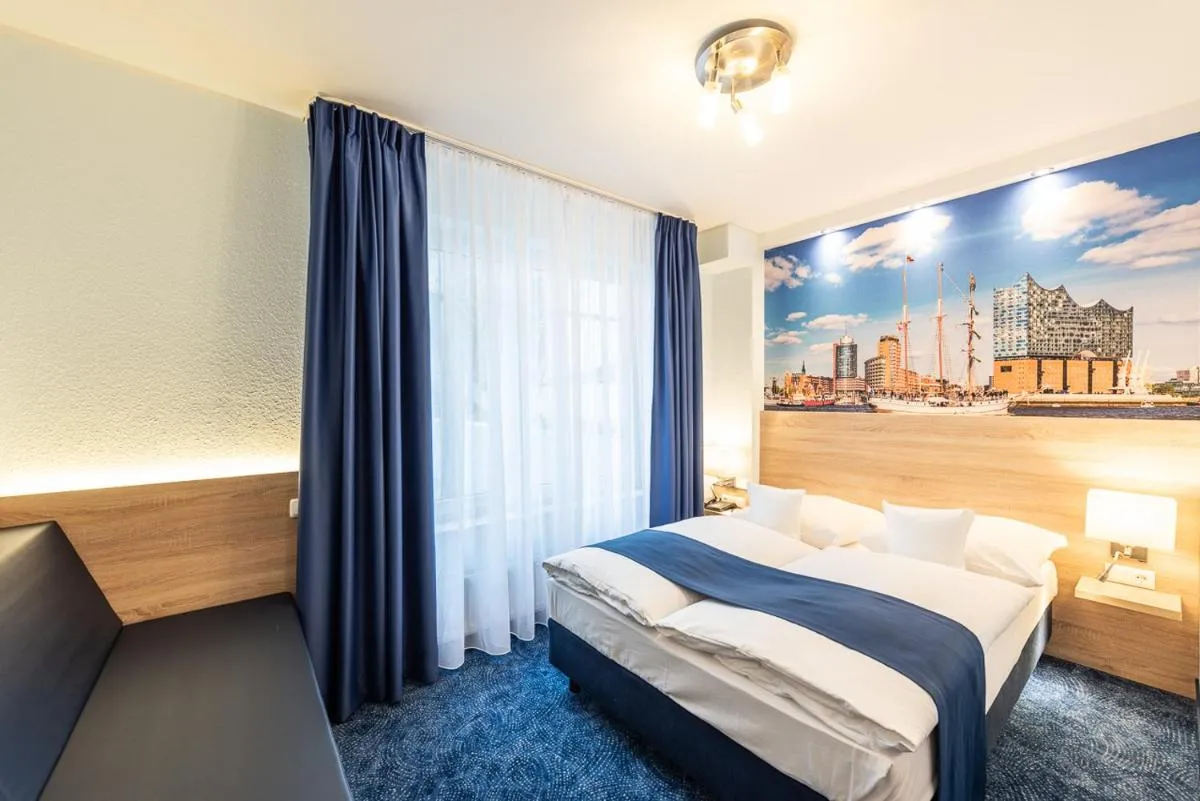 Image 4 of Hotel Hanseport Hamburg