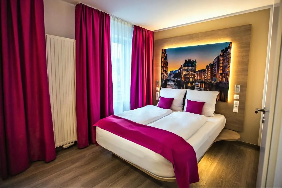 Image of Hotel Luckys Inn