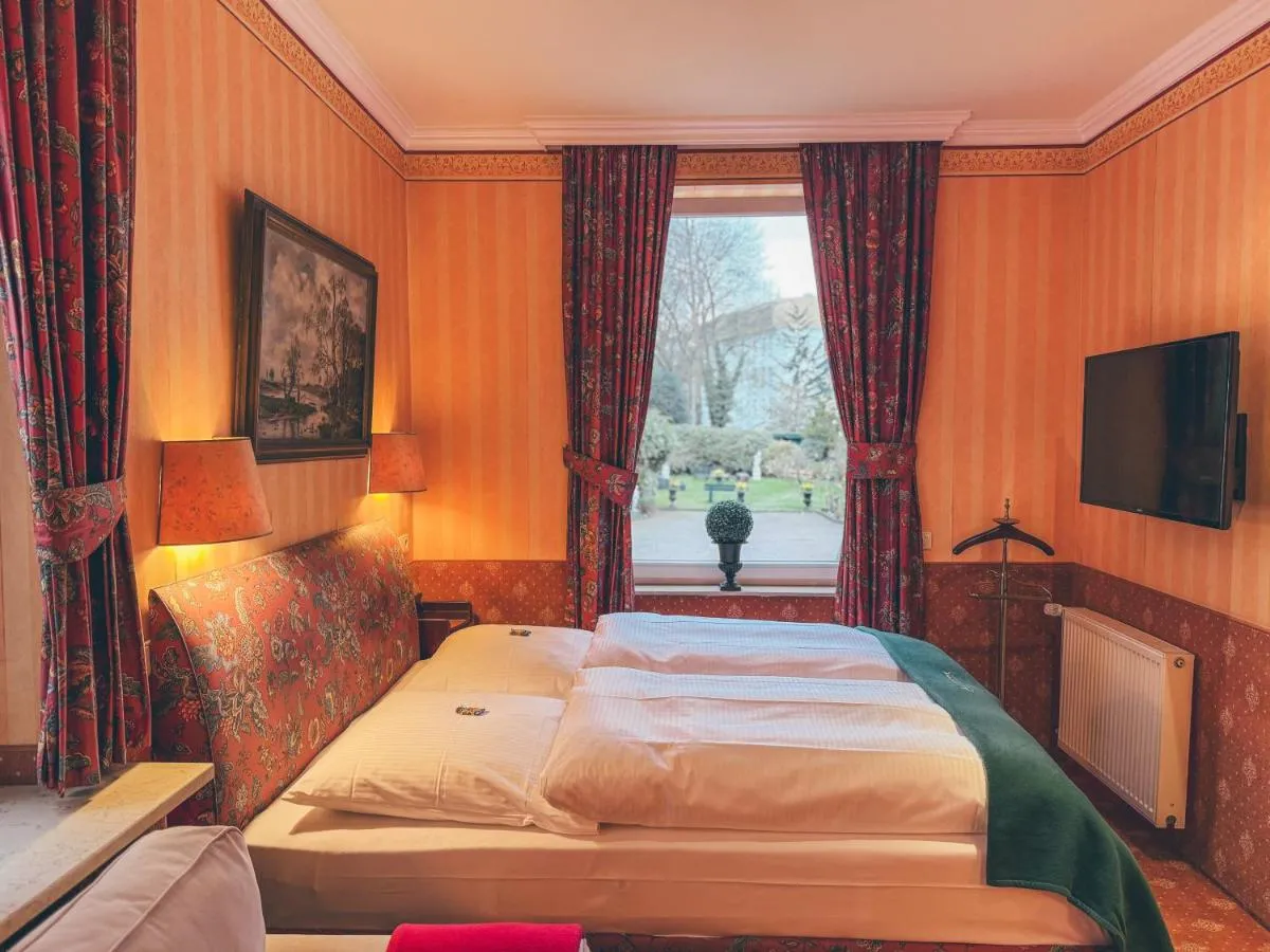 Image 2 of Hotel Mittelweg