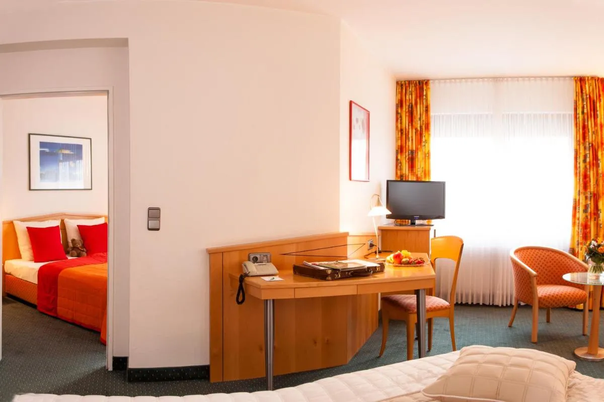 Image 4 of Hotel Panorama Hamburg-Billstedt