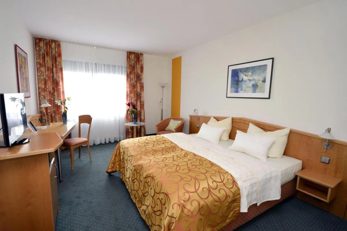 Image 1 of Hotel Panorama Hamburg-Billstedt