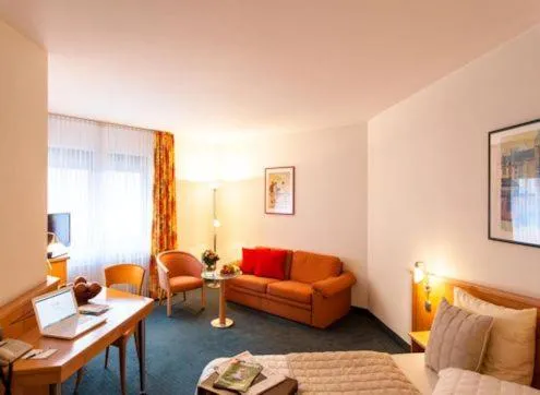 Image 4 of Hotel Panorama Hamburg-Harburg