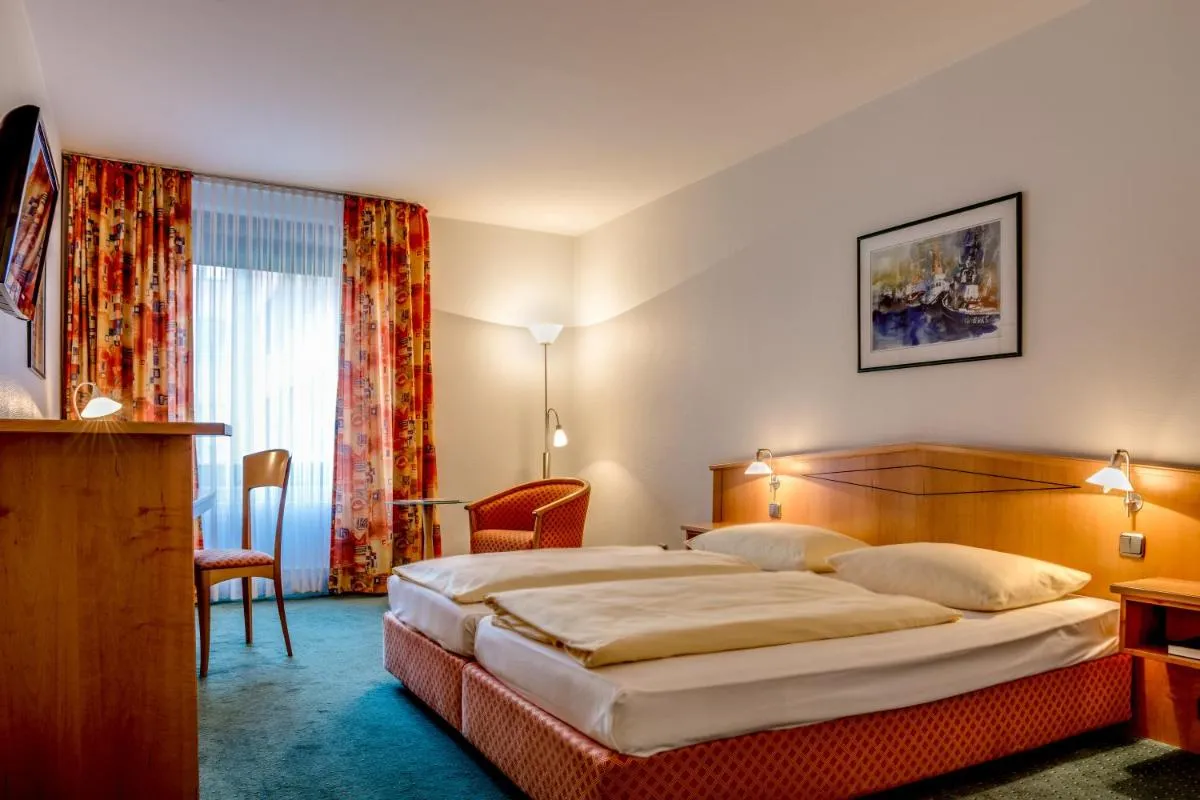 Image 1 of Hotel Panorama Hamburg-Harburg