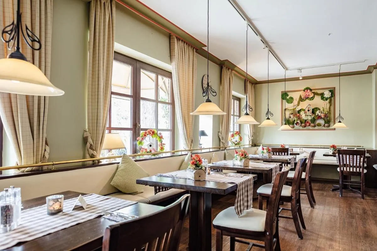 Image 2 of Hotel Zum Zeppelin Hamburg