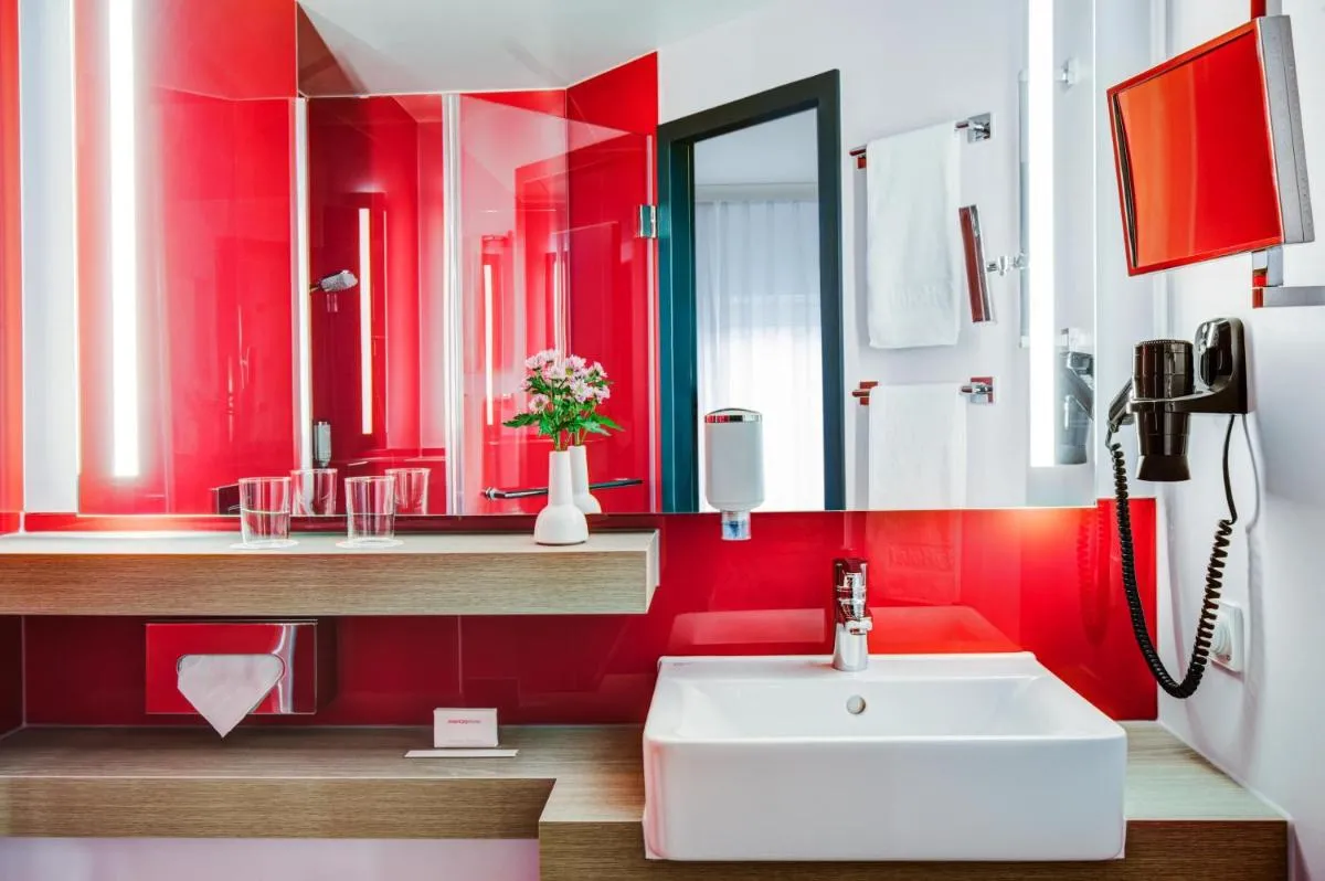 Image 2 of IntercityHotel Hamburg Altona