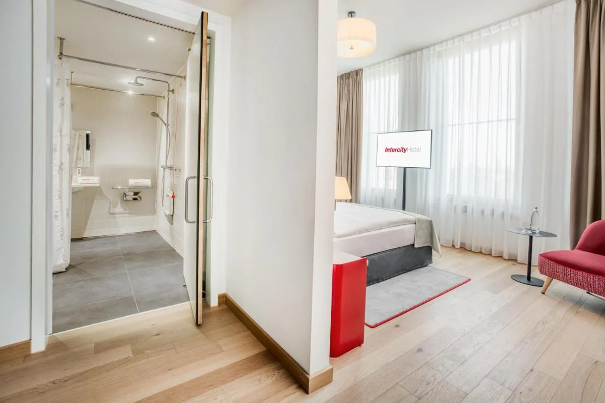 Image 1 of IntercityHotel Hamburg-Barmbek