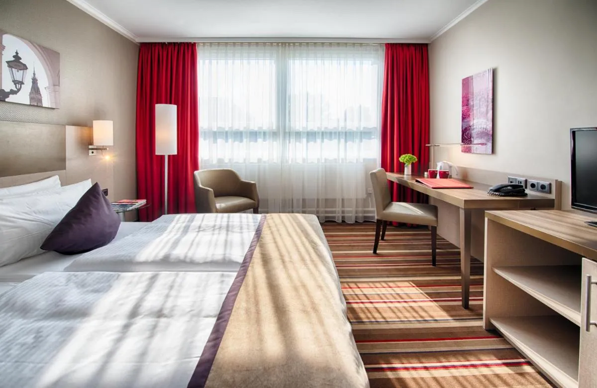Image 6 of Leonardo Hotel Hamburg City Nord