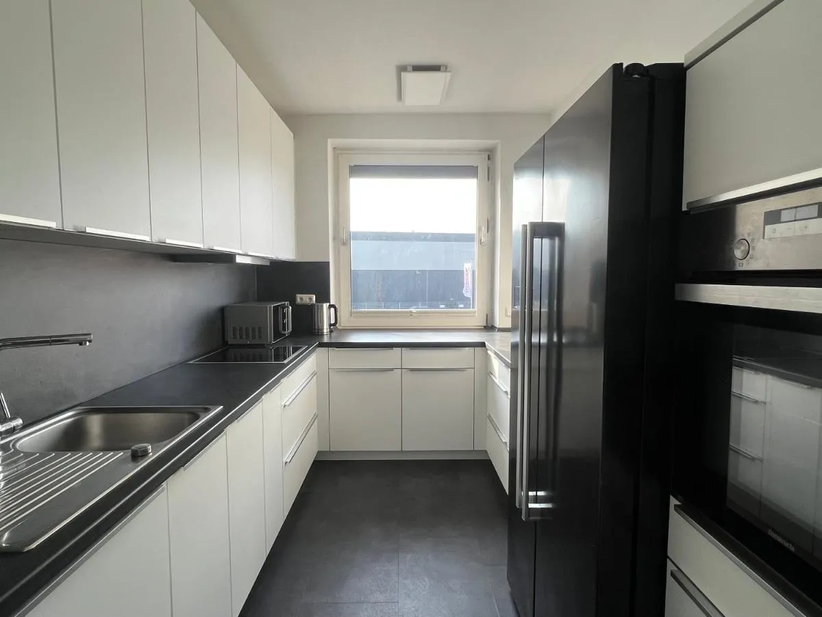 Image 3 of “Live Good, Work Good” – Stadion Apartment by GG Rental Hamburg