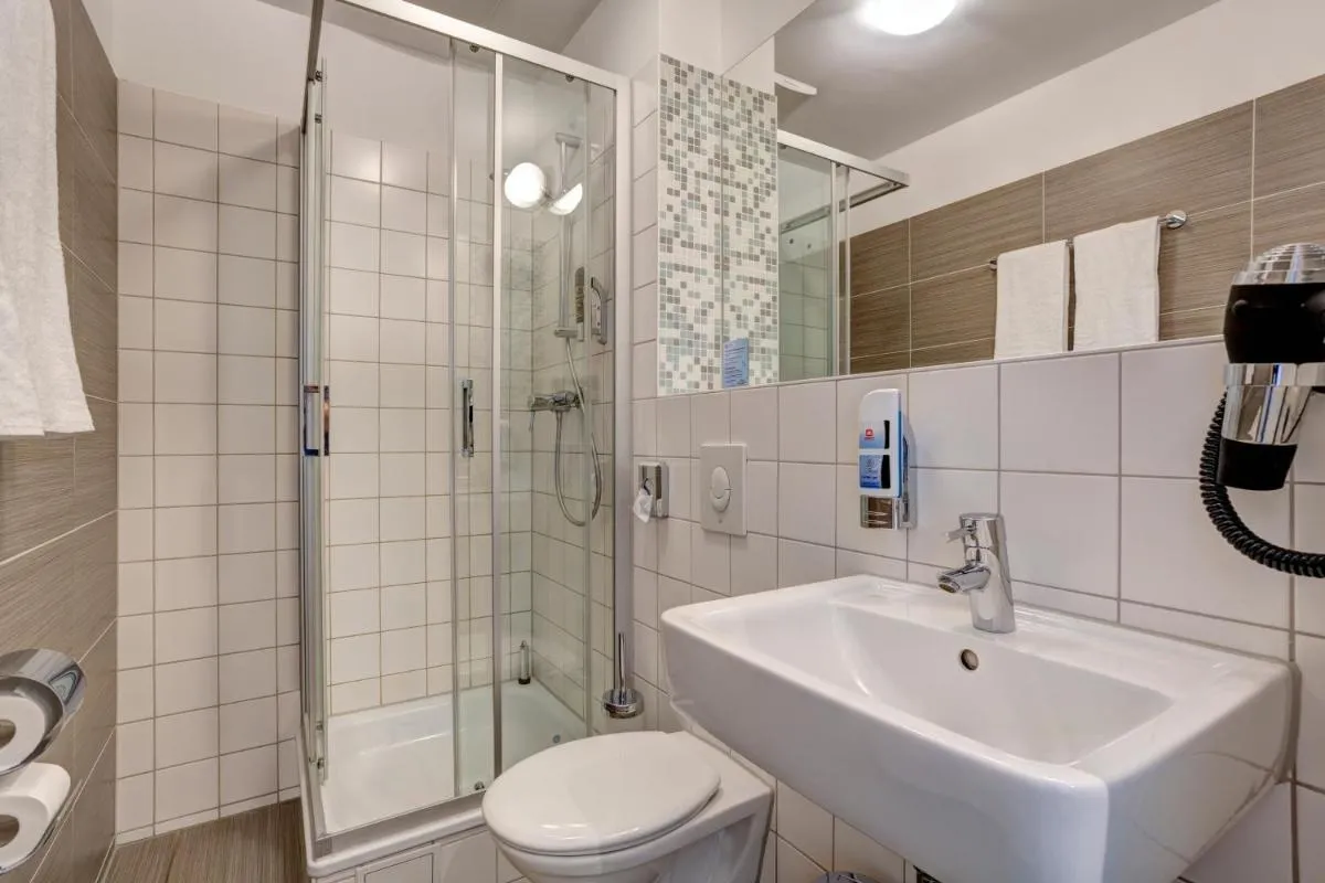 Image 1 of MEININGER Hotel Hamburg City Center