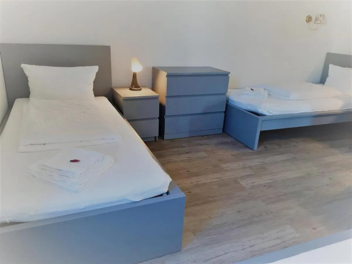 Image 4 of Mehrbett-Apartment 1 Citynah, einfache Ausstattung
