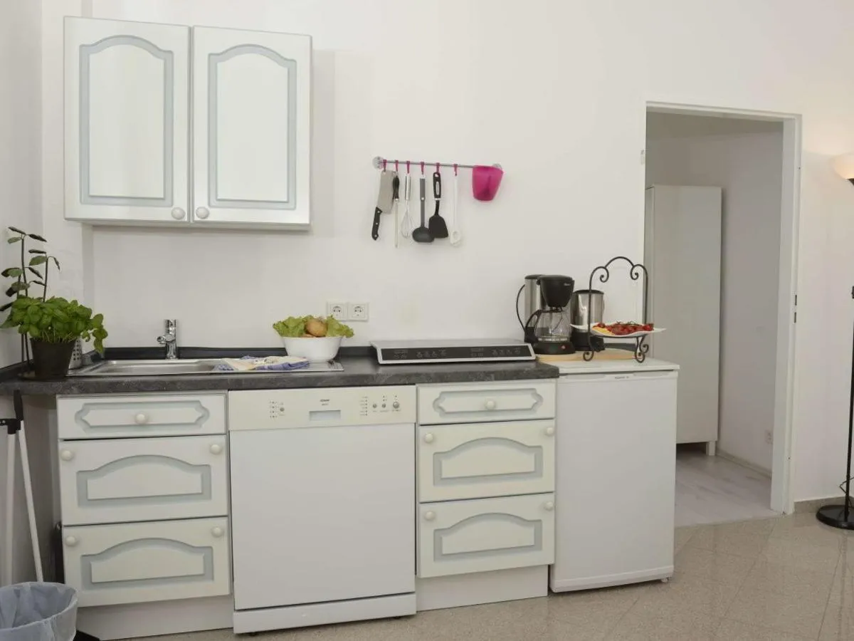 Image 3 of Mehrbett-Apartment 7 Citynah, einfache Ausstattung
