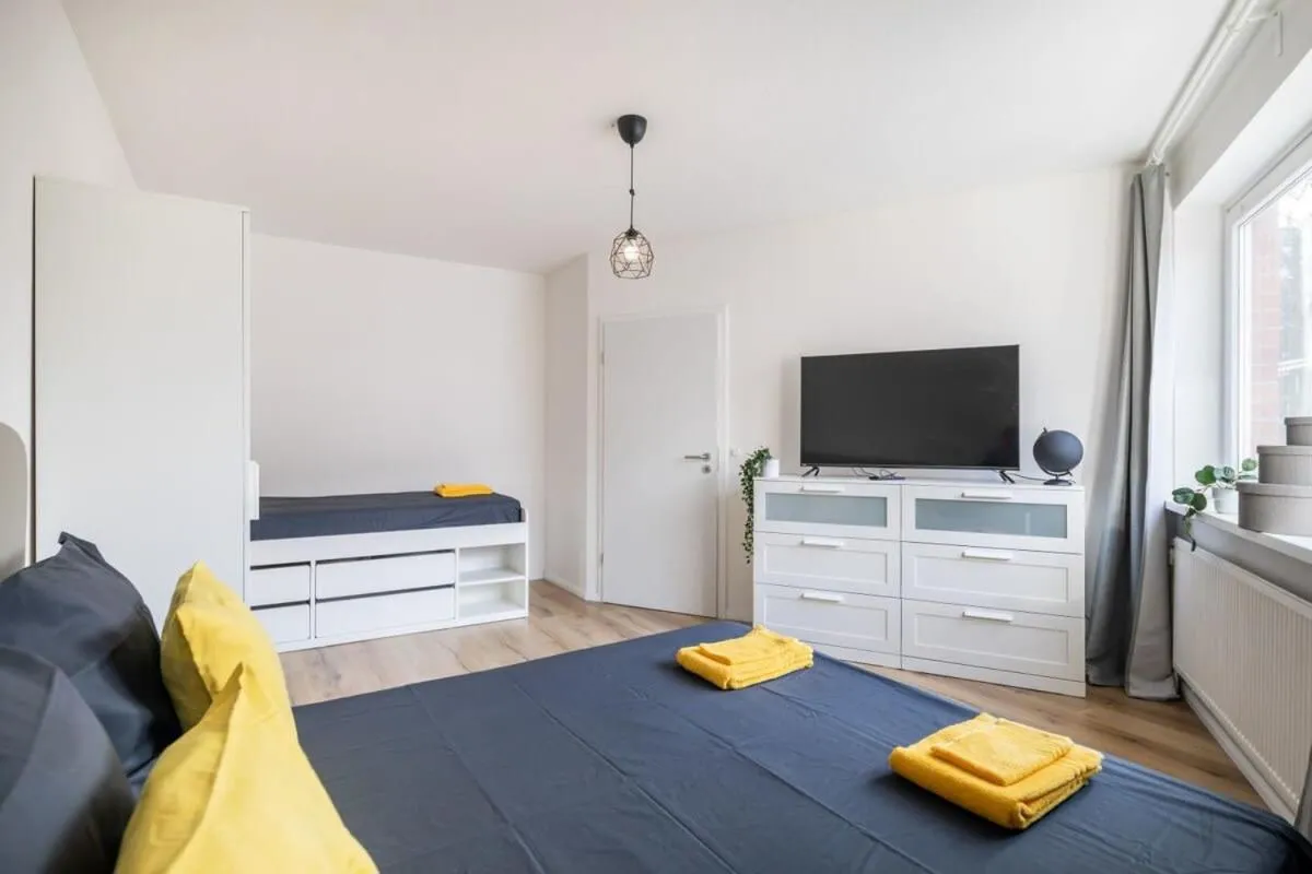Image 5 of Modern Apartment for 6 close to the Schanzenviertel – Unit 2