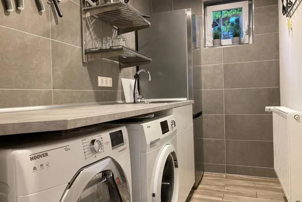 Image 4 of Modernes Apartment Nr3 nahe Reeperbahn bis 8 Personen