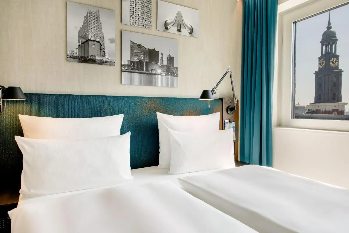 Image 6 of Motel One Hamburg am Michel