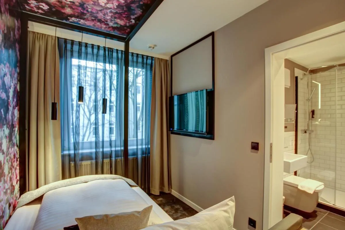 Image 2 of NYCE Hotel Hamburg City