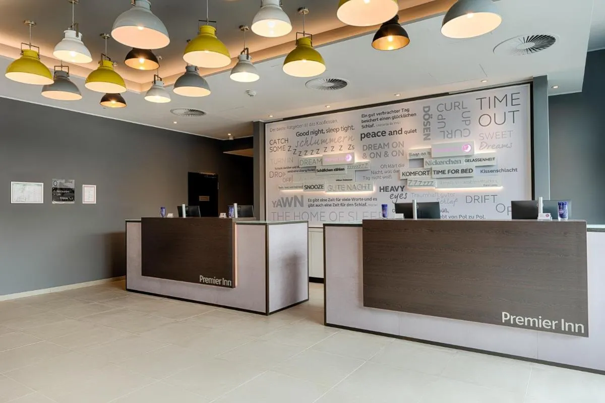Image 6 of Premier Inn Hamburg City Klostertor