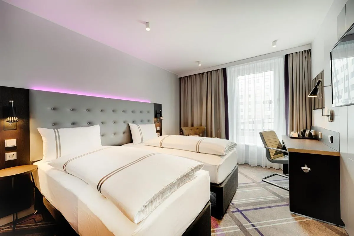 Image 1 of Premier Inn Hamburg City Klostertor