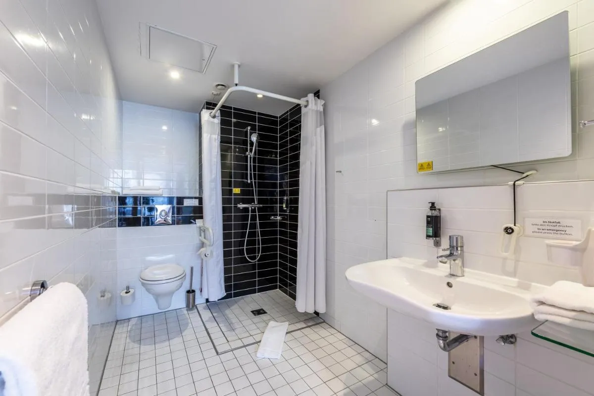 Image 1 of Premier Inn Hamburg City Millerntor