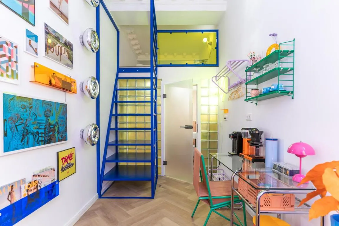 Image of RetroPop Minihotel, Designerzimmer für je 2 Personen, Top Lage, WIFI