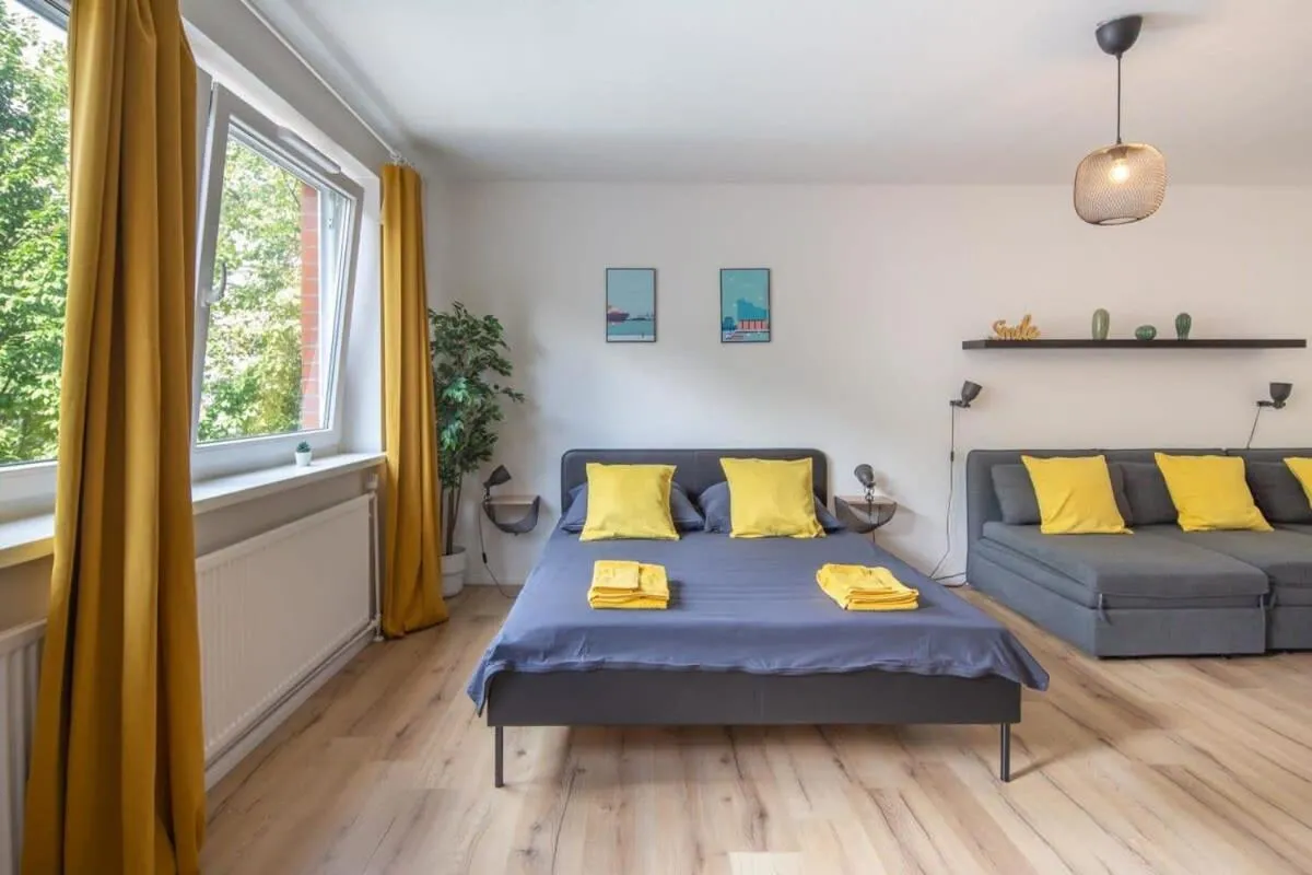 Image 1 of Schulterblatt-Apartments Hamburg Unit 3 For 5