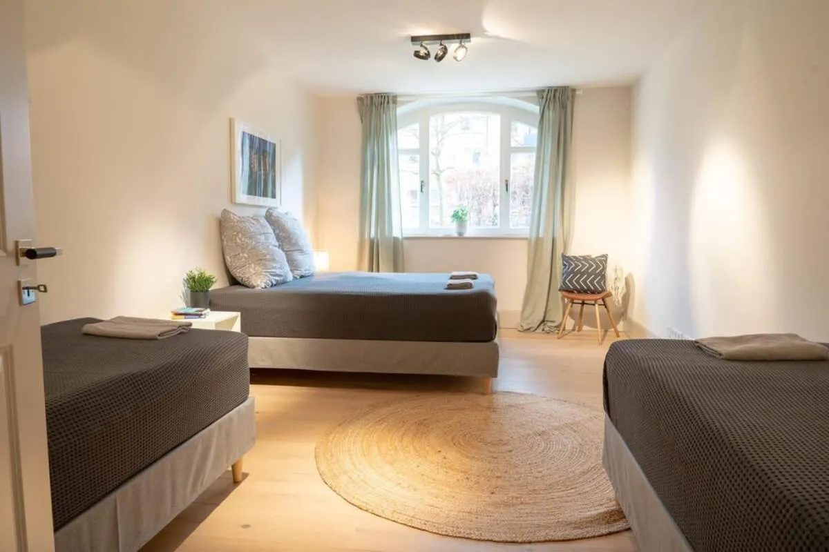 Image 6 of Spacious 3-bedroom apartment near Eilbekpark