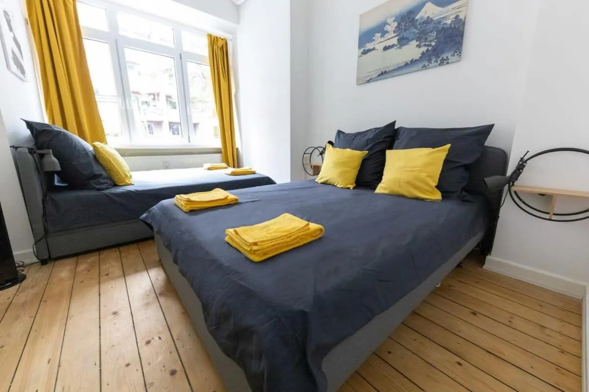 Image 1 of Spacious Apt for 8 in great location