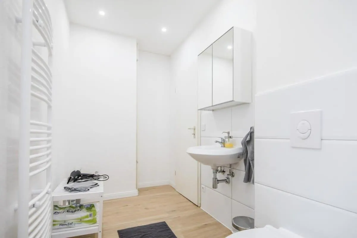 Image 2 of Spacious Two BR Close To Stadtpark and Street Parking