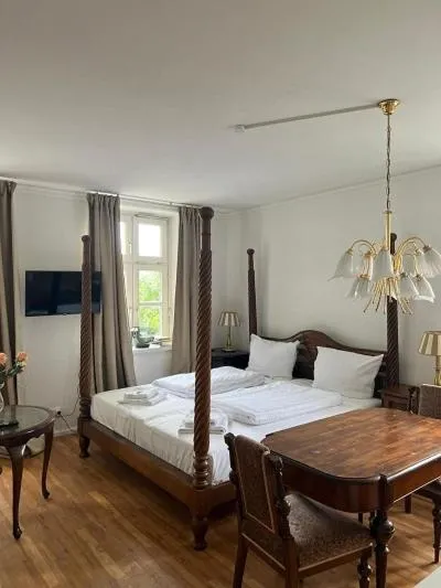 Image 1 of Studio-Apartment 25 am Saseler Markt Retro-Love