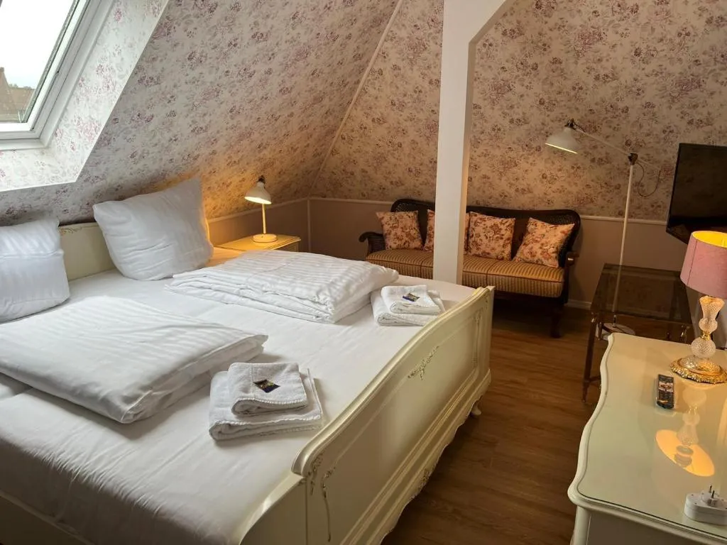 Image of Studio-Apartment 29 beim Saseler Markt frisch renoviert