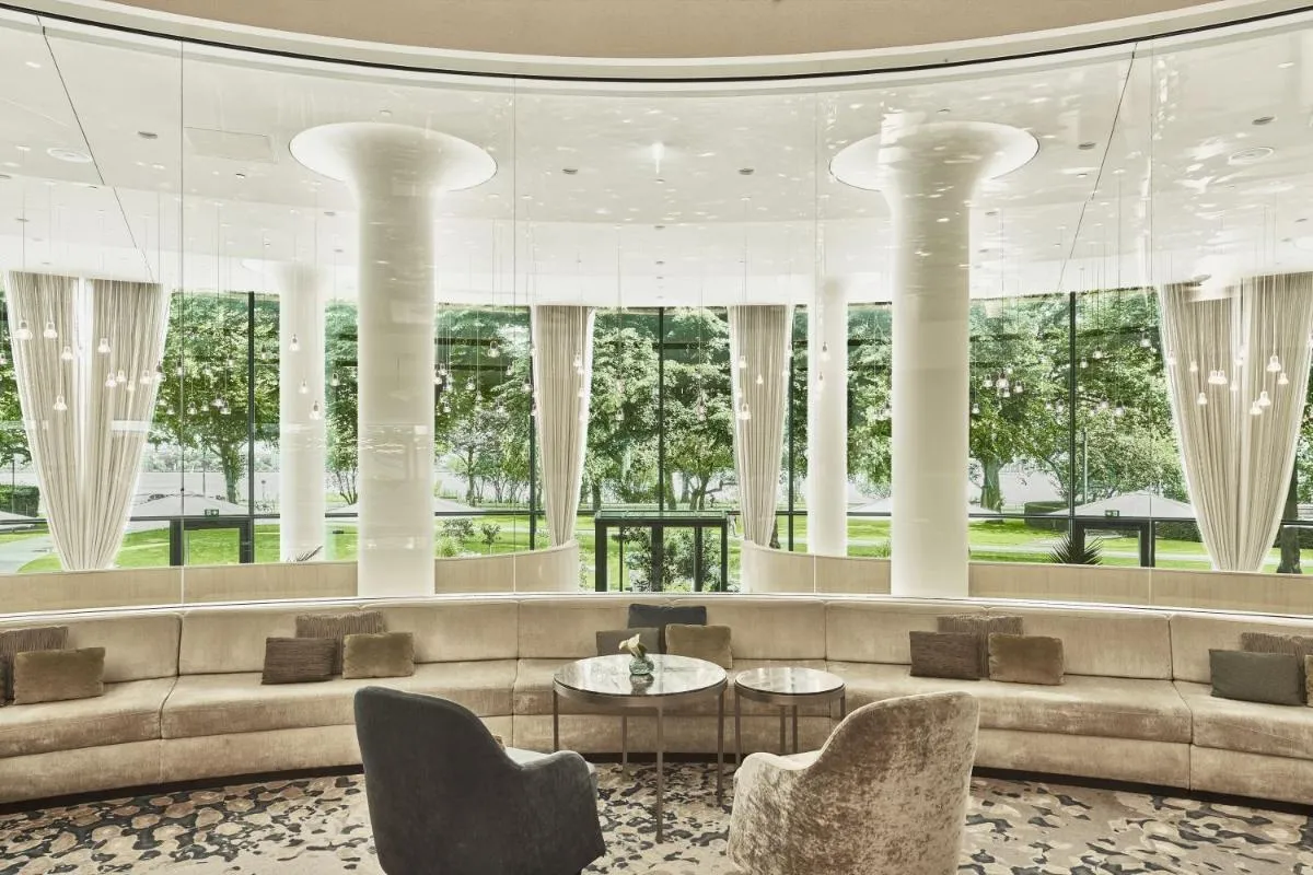 Image 4 of The Fontenay Hamburg