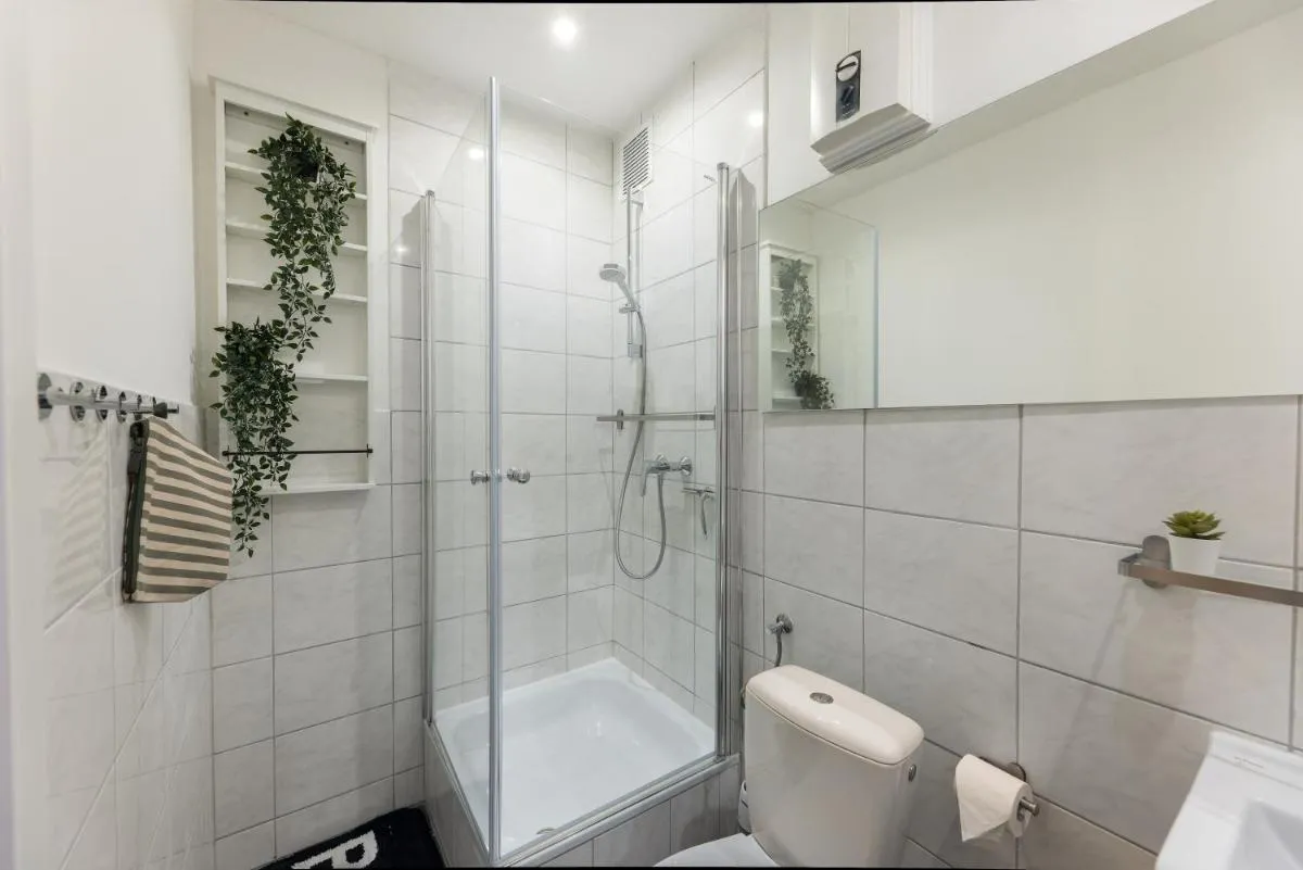 Image 6 of The Harbour Apartment 2